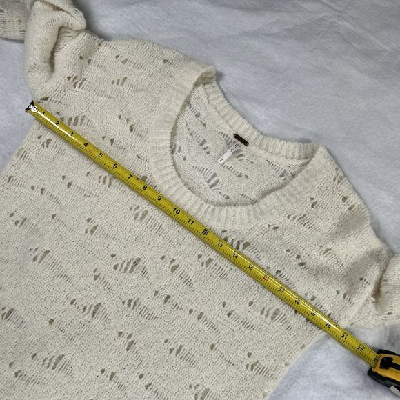 Free People Sweater Dress Tunic Womens Sz M Ivory Distressed Open Knit Bohemian - Picture 15 of 16
